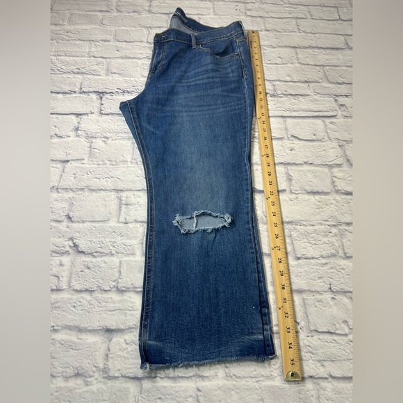Old Navy Flare Mid-Rise Blue Jeans with Distressing. Size 16. - Picture 4 of 8